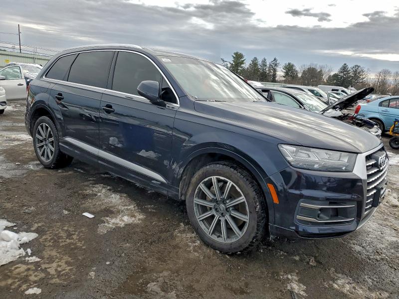 Фото 4 - AUDI Q7