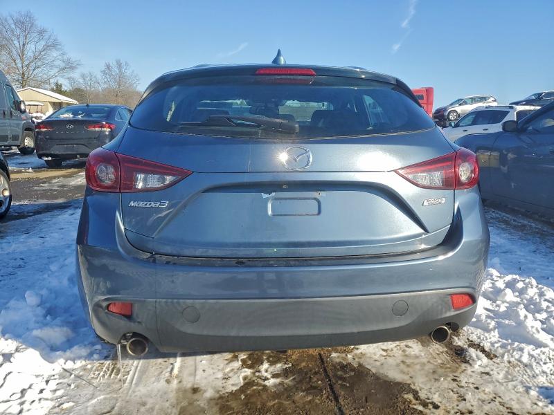 Фото 6 - MAZDA 3