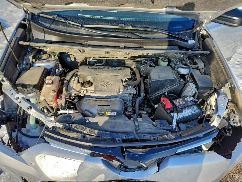 Фото 12 - TOYOTA RAV4