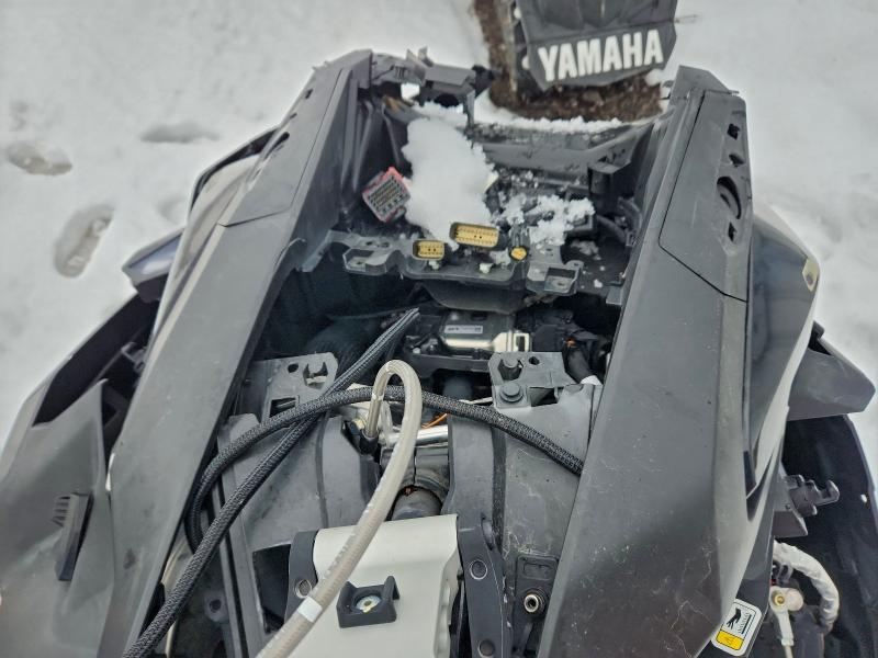 SKI-DOO SNOWMOBILE 2024