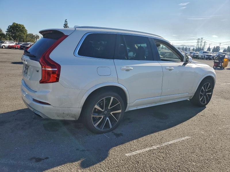 Фото 3 - VOLVO XC90
