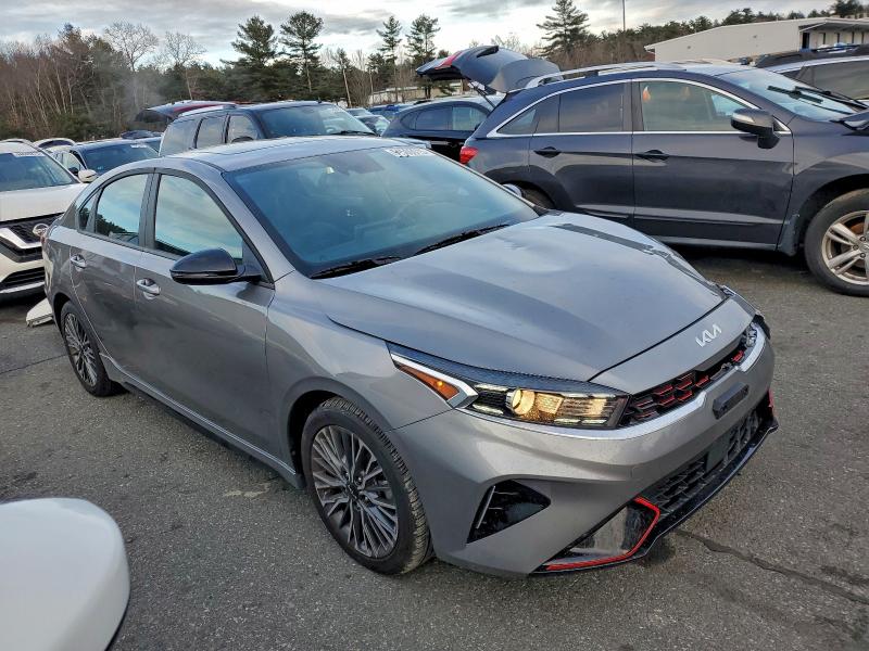 Фото 4 - KIA FORTE