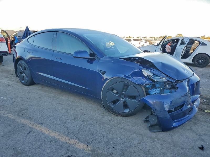 Фото 4 - TESLA MODEL 3