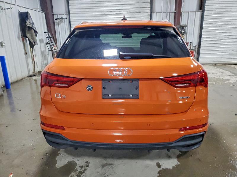 Фото 6 - AUDI Q3