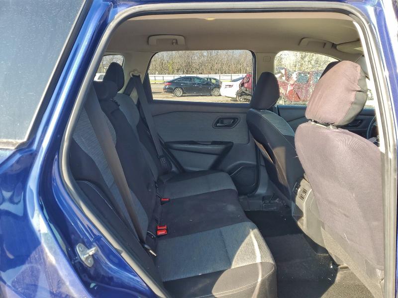 Фото 11 - NISSAN ROGUE