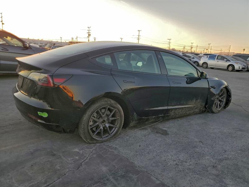 Фото 3 - TESLA MODEL 3