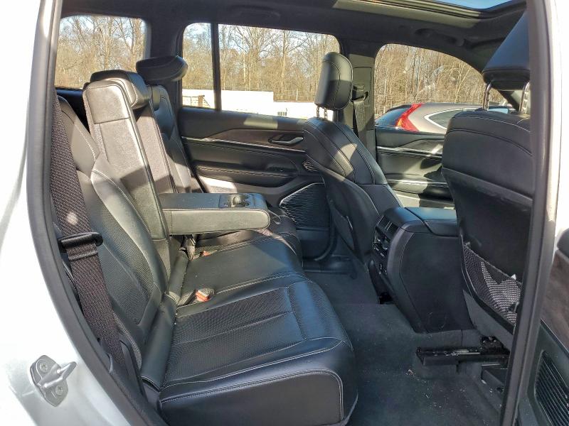 Фото 11 - JEEP GRAND CHER