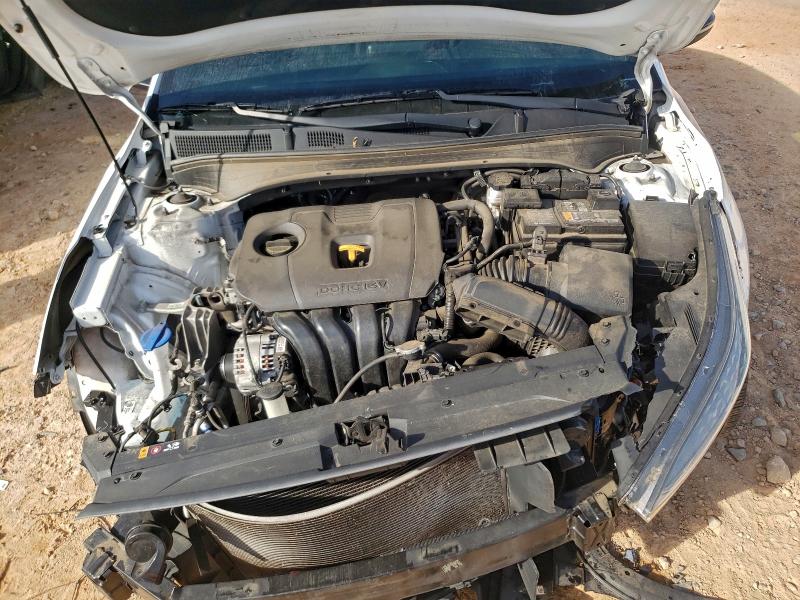 Фото 11 - KIA FORTE