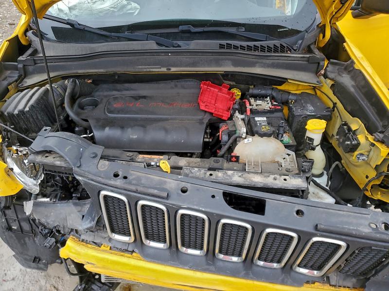 Фото 11 - JEEP RENEGADE