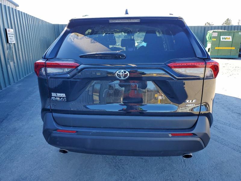 Фото 6 - TOYOTA RAV4