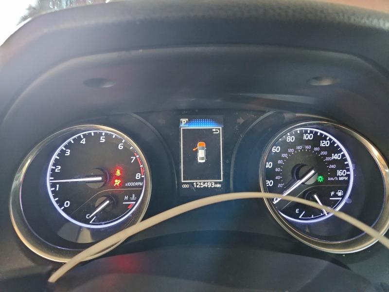 Фото 9 - TOYOTA CAMRY