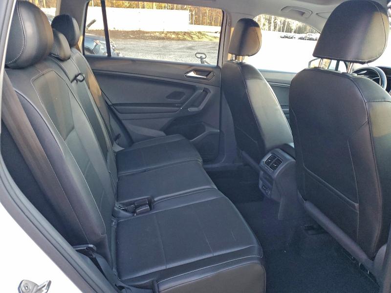 Фото 10 - VOLKSWAGEN TIGUAN