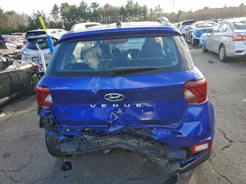 Фото 6 - HYUNDAI VENUE