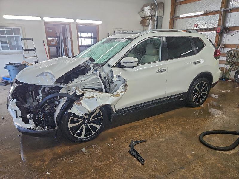 Фото 1 - NISSAN ROGUE