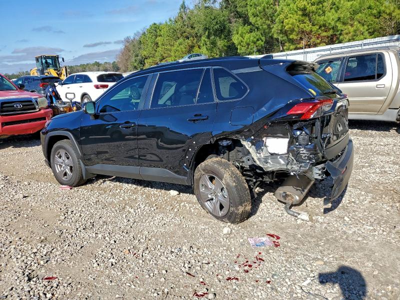 Фото 2 - TOYOTA RAV4