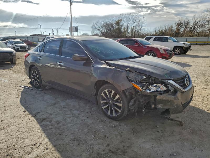 Фото 4 - NISSAN ALTIMA