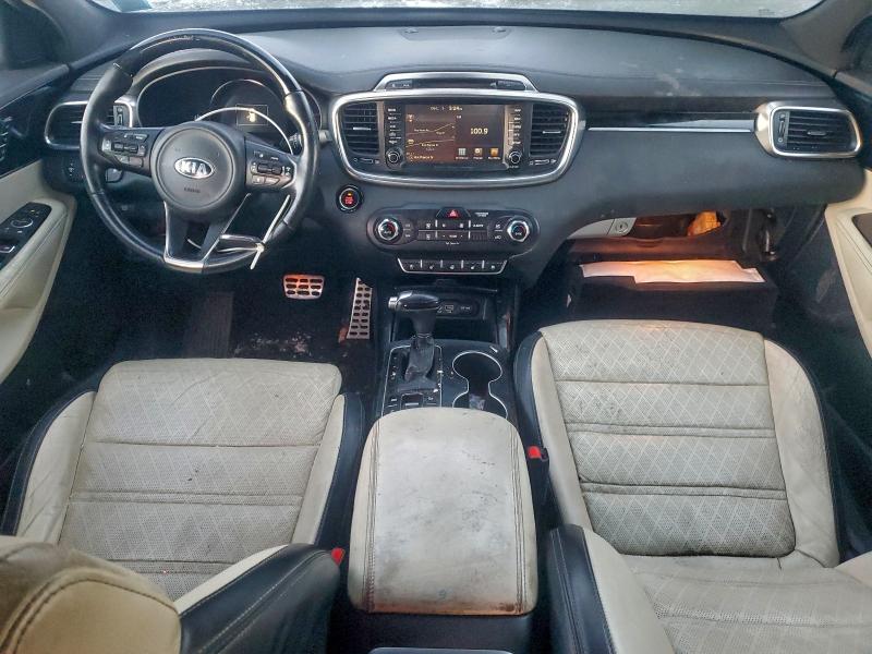 Фото 8 - KIA SORENTO