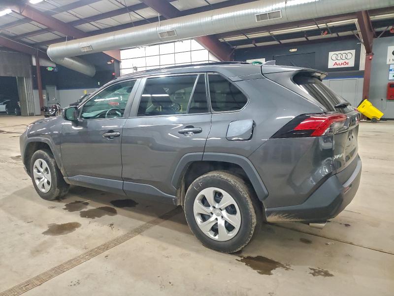 Фото 2 - TOYOTA RAV4
