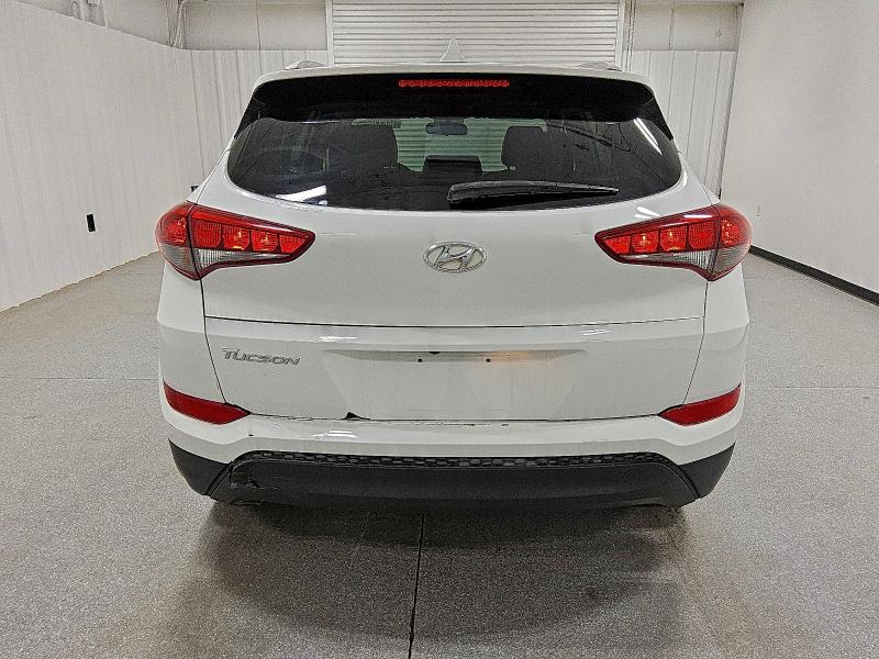 Фото 6 - HYUNDAI TUCSON