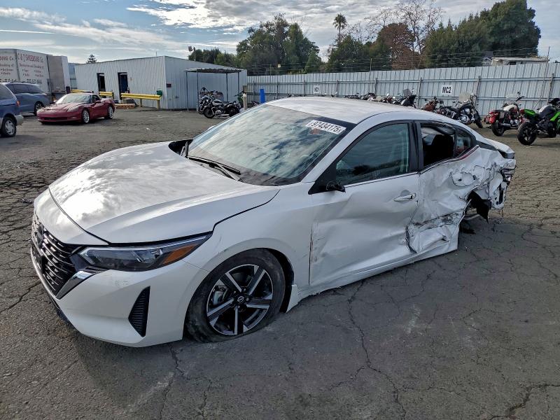 Фото 1 - NISSAN SENTRA