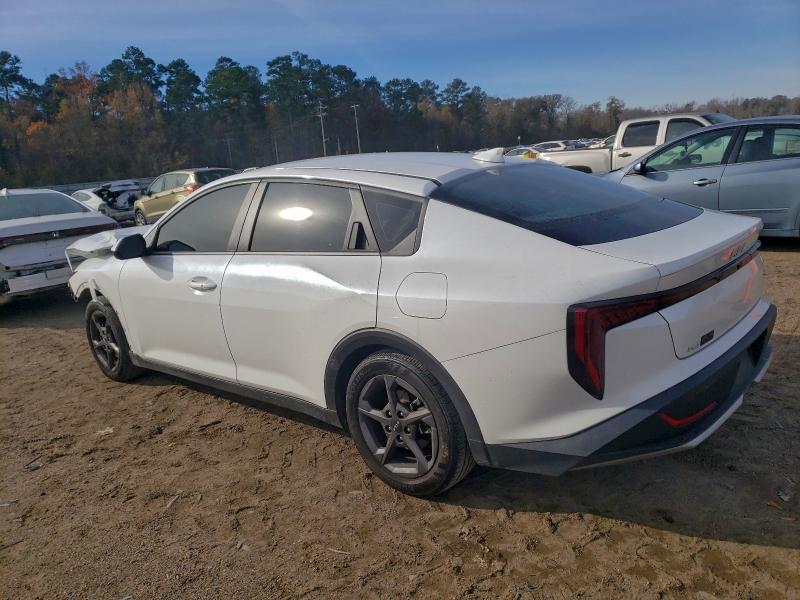 Фото 2 - KIA K4 LX