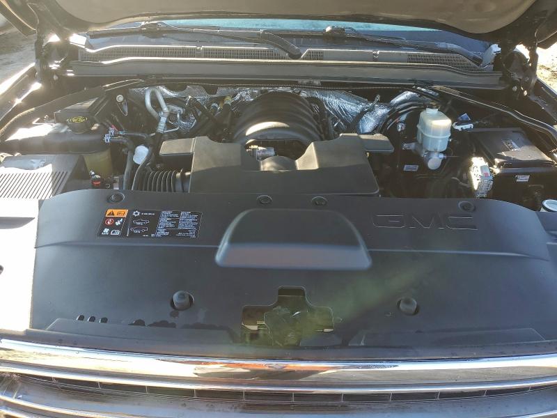 Фото 12 - GMC YUKON