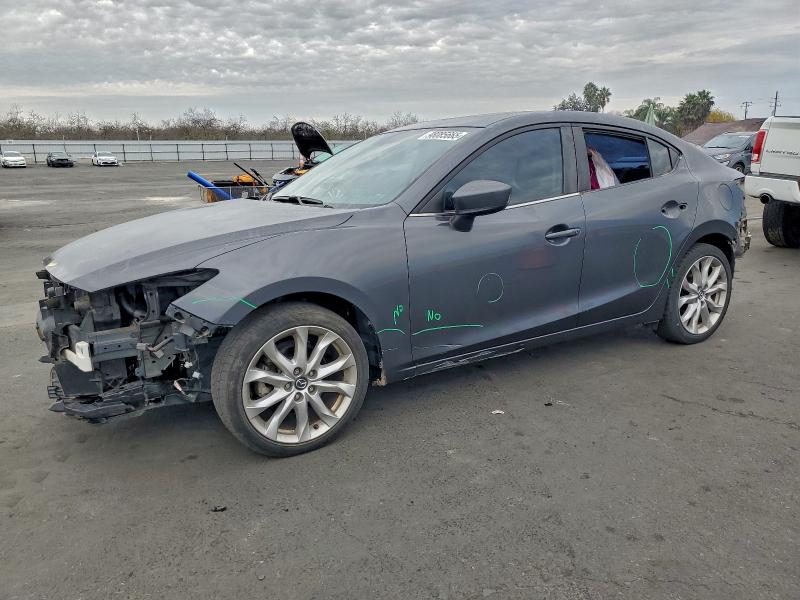 Фото 1 - MAZDA 3