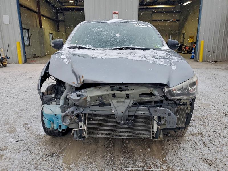 Фото 5 - MITSUBISHI OUTLANDER