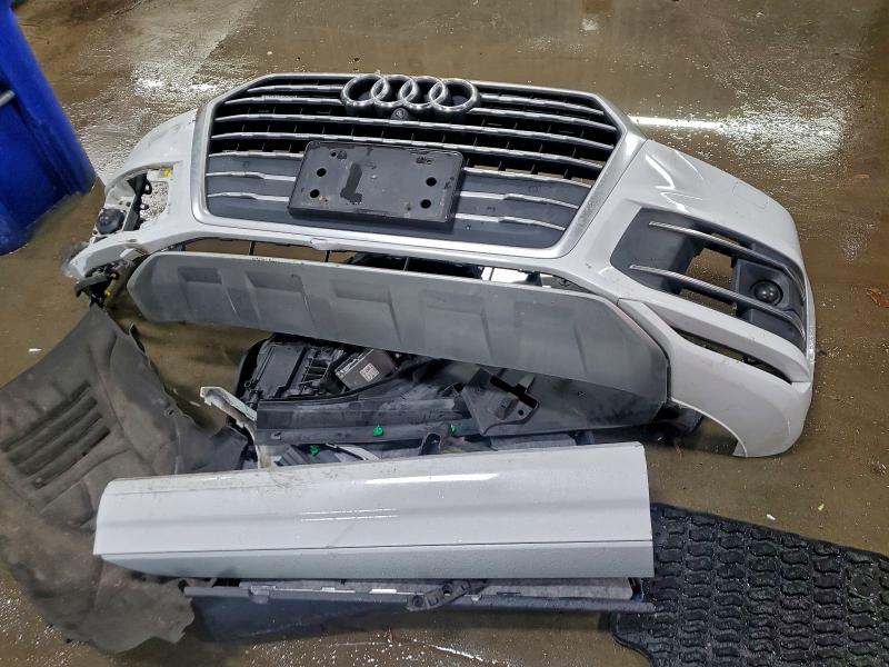 Фото 12 - AUDI Q7