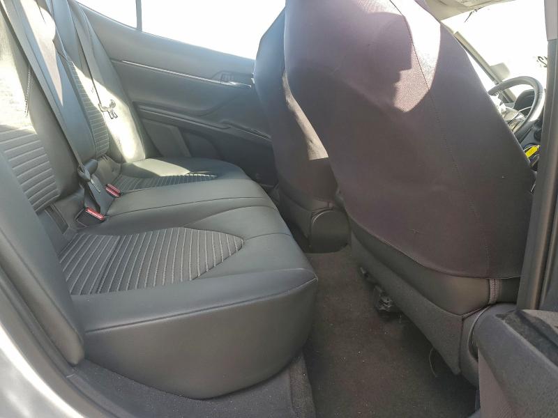 Фото 10 - TOYOTA CAMRY