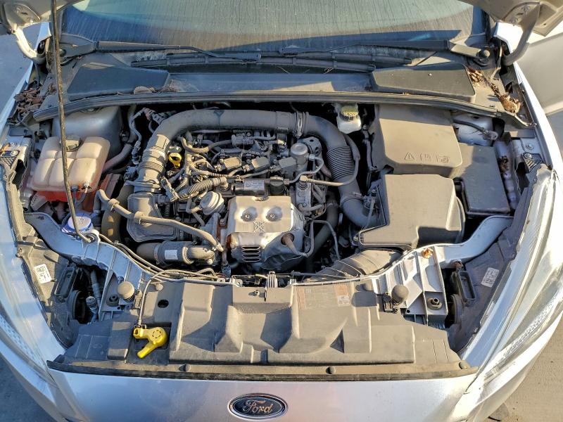 Фото 11 - FORD FOCUS