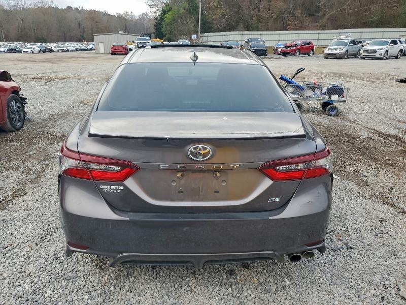 Фото 6 - TOYOTA CAMRY