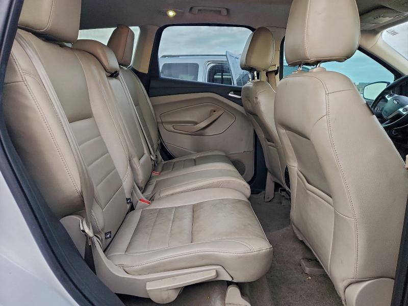 Фото 10 - FORD ESCAPE