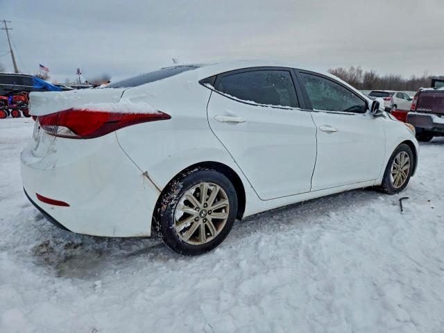 Фото 3 - HYUNDAI ELANTRA