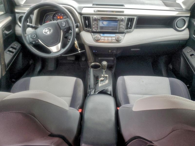 Фото 8 - TOYOTA RAV4