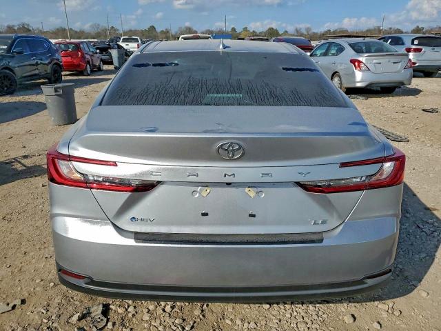 Фото 6 - TOYOTA CAMRY