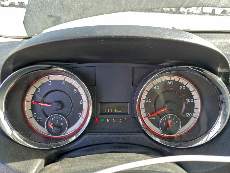 Фото 9 - DODGE CARAVAN