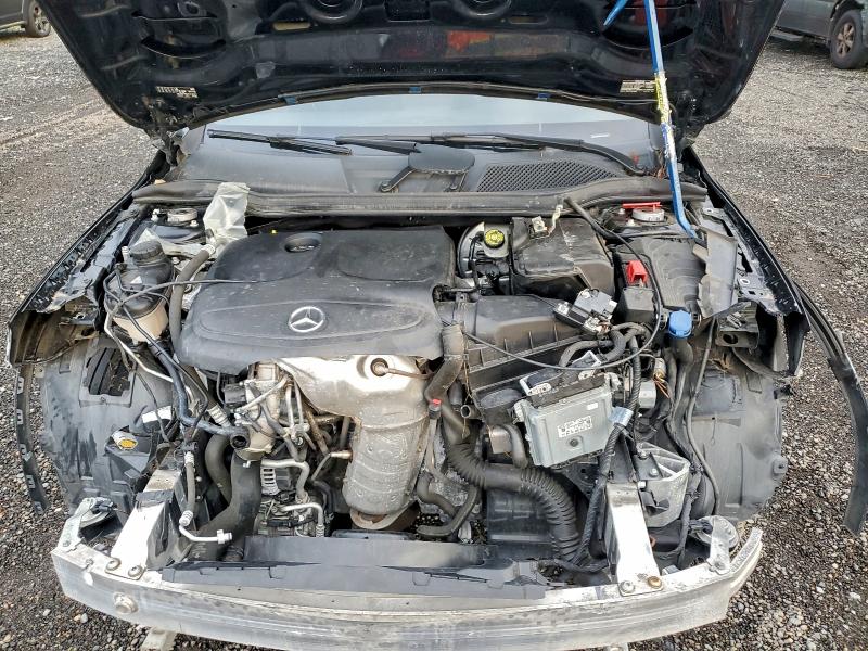 Фото 12 - MERCEDES-BENZ GLA-CLASS