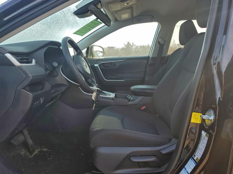 Фото 7 - TOYOTA RAV4