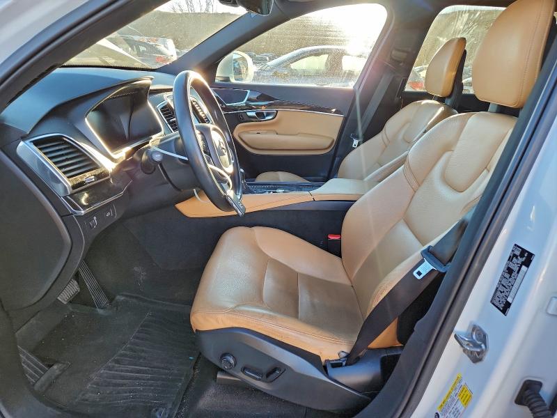 Фото 7 - VOLVO XC90