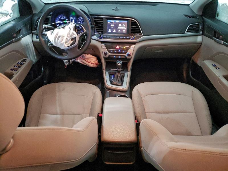 Фото 8 - HYUNDAI ELANTRA