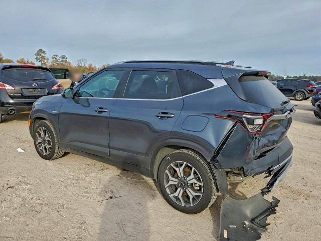 Фото 2 - KIA SELTOS