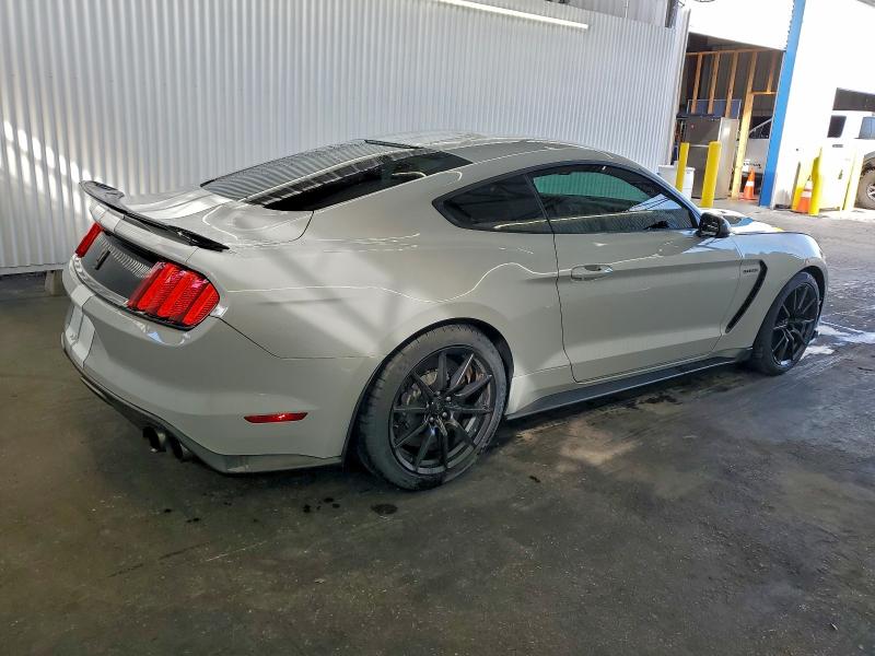 Фото 3 - FORD MUSTANG