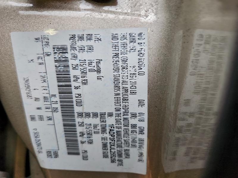 Фото 12 - FORD FOCUS