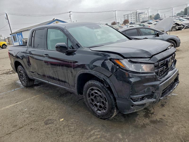 Фото 4 - HONDA RIDGELINE