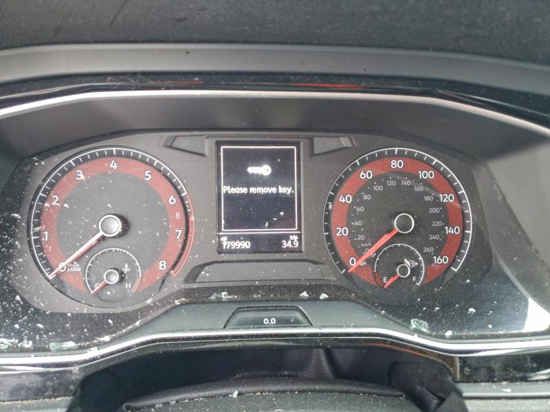 Фото 9 - VOLKSWAGEN JETTA