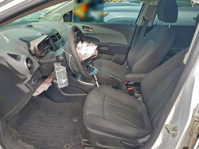 Фото 7 - CHEVROLET SONIC