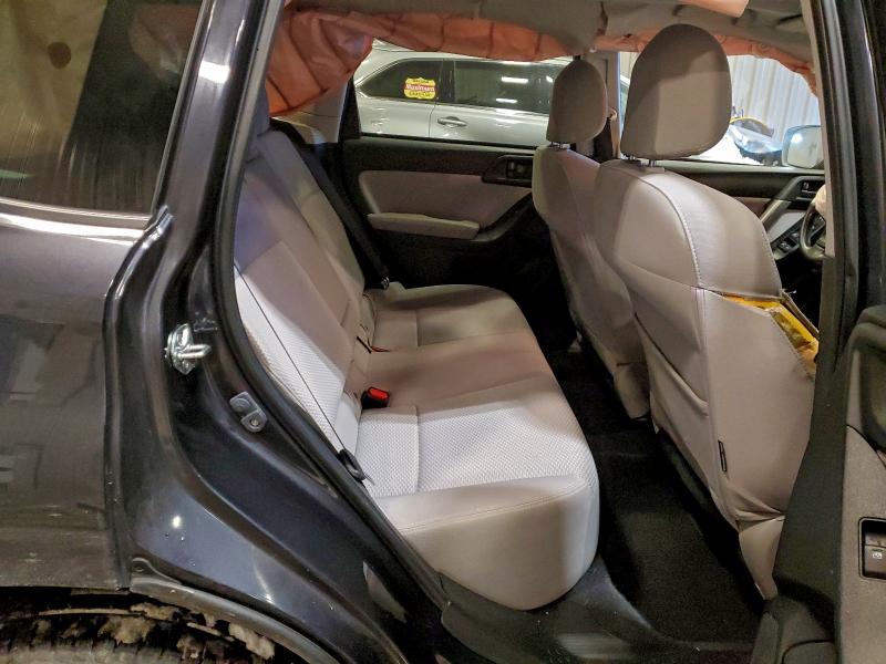 Фото 10 - SUBARU FORESTER