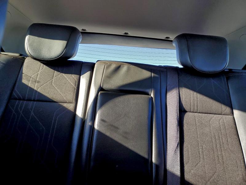 Фото 10 - CHEVROLET TRAX