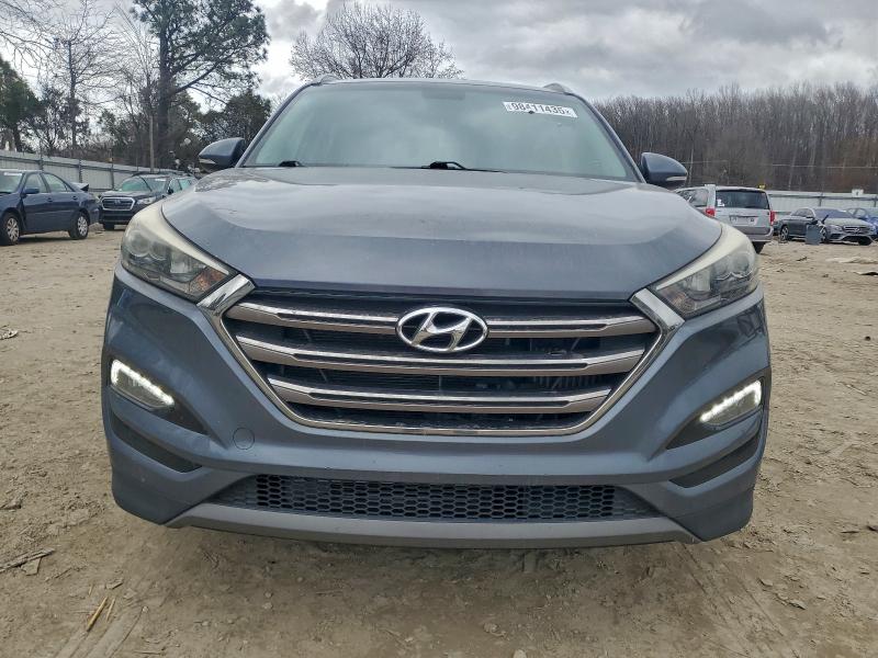 Фото 5 - HYUNDAI TUCSON